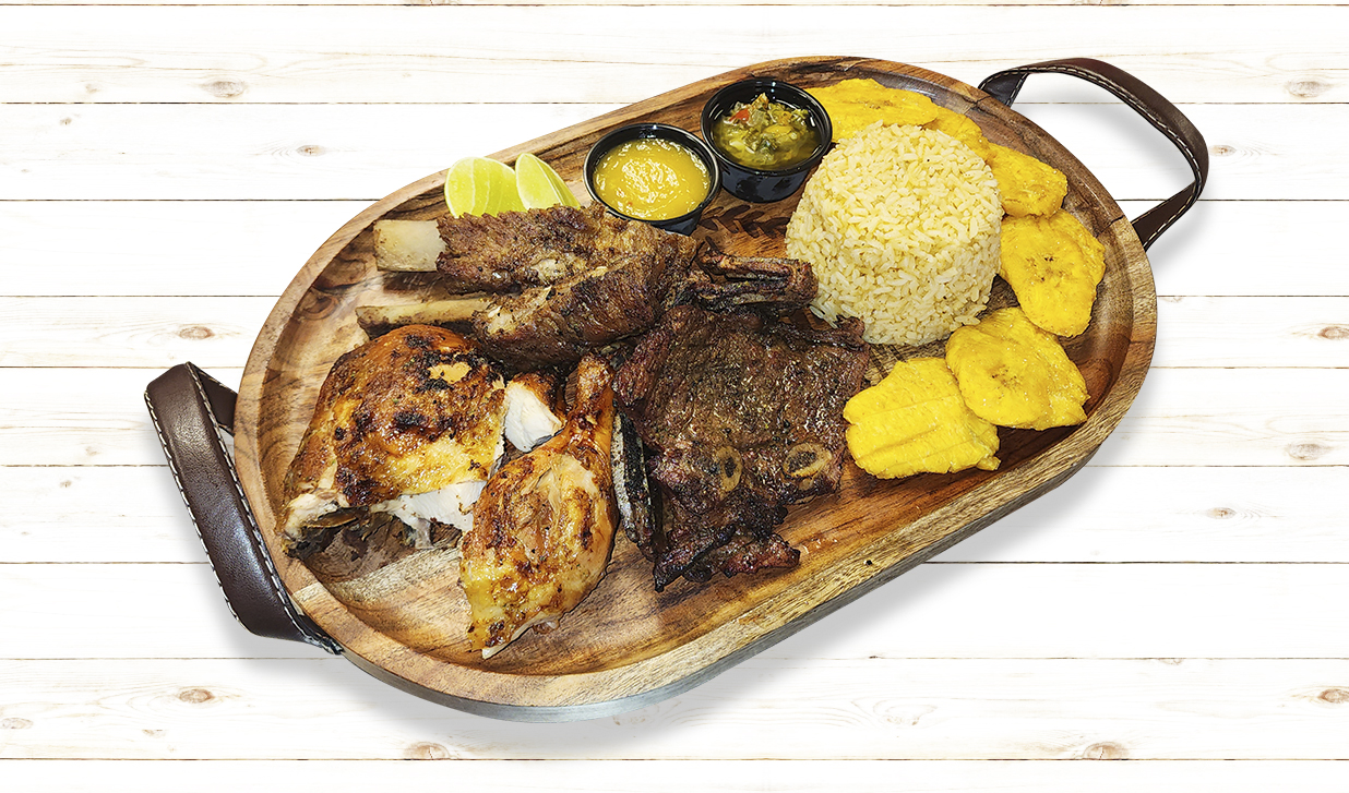 Bandeja Supreme - Ultimate feast with various meats & sides